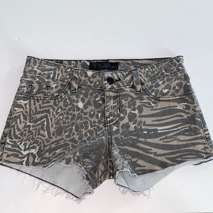 Guess Women’s 26 Brittney Raw Hem Leopard Jean Shorts
